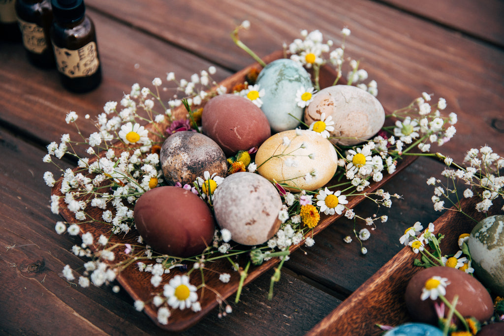 Dying Eggs Naturally